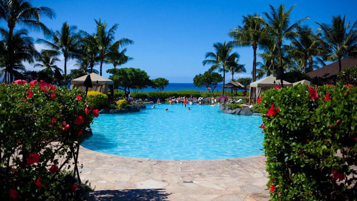 Honokowai Condo | 1 bedroom at Honua Kai Mountain view remodeled April 2023 King Bed, Central AC