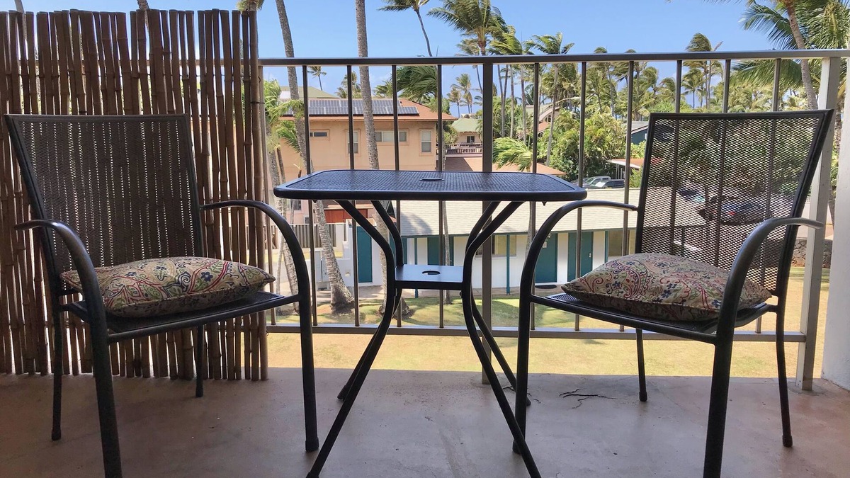 Kuau Condo | 1 Bedroom North shore Maui Kuau Plaza Condo next door to Hookipa Beach