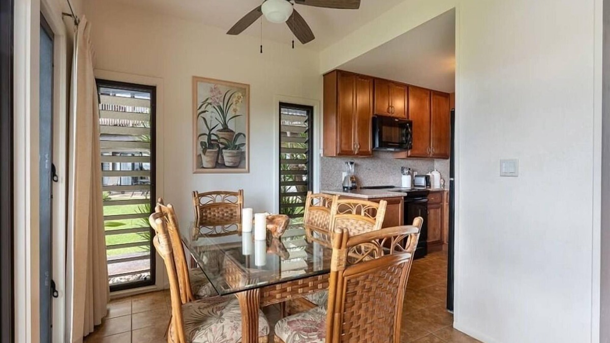 Lihue Condo | 2 Bedroom Ocean View w/Lanai – Kaha Lani 107