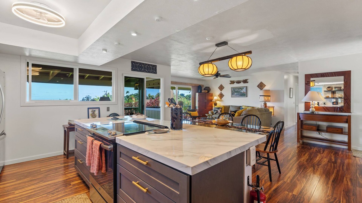 Haiku Cottage | 2 Mi to Hana Hwy: Haiku Home w/Ocean Views!