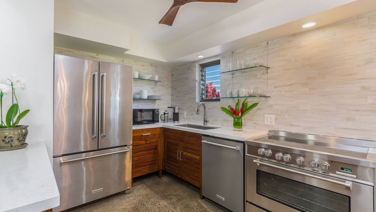 Princeville Condo | 299 night May special. Air Conditioned Luxury Island Retreat. Newly Remodeled.
