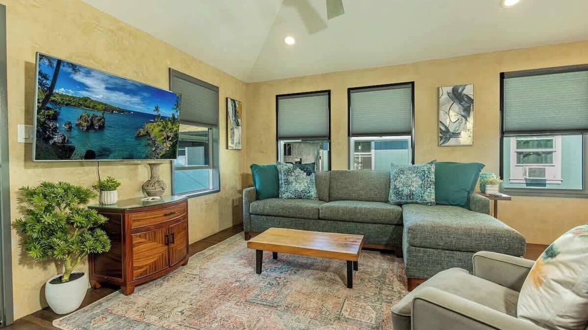 Wailuku Condo | 2BR Condo in Historic Wailuku–Central Maui Locale