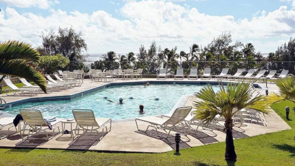 Nawiliwili Apartment | 2BR Condo w/Kitchen & Pool | Near Nawiliwili Park
