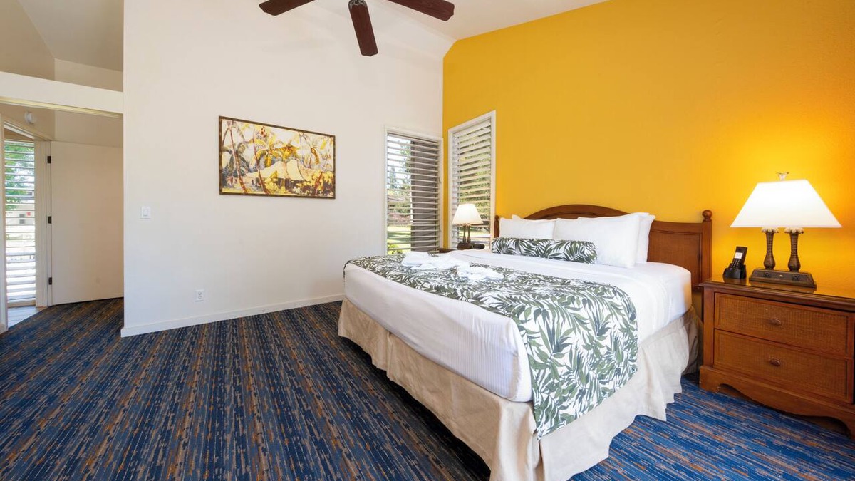 Princeville Hotel | 2BR Cottage w/Full Kitchen + Lanai, Pool & Jacuzz Access & Free Parking