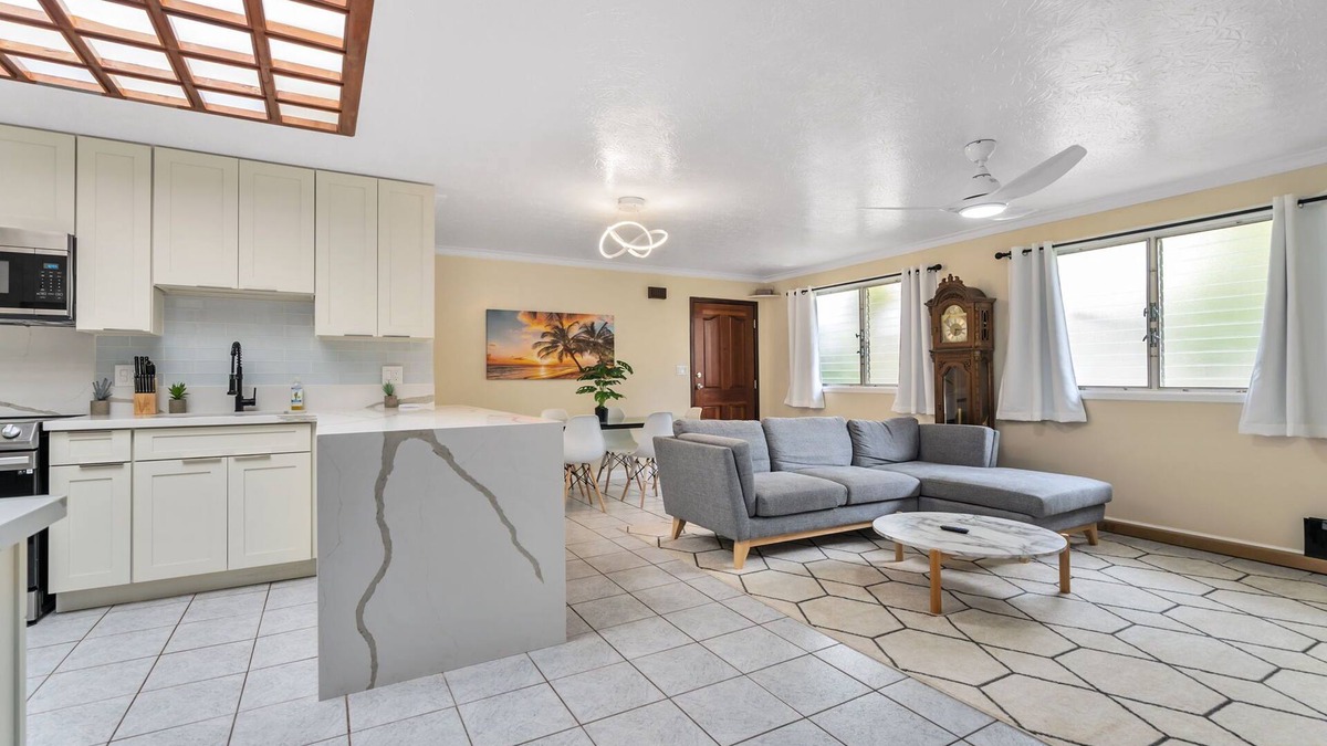 Ewa House | 2BR Ewa - WiFi, A/C + Beach Access, Near Ko Olina