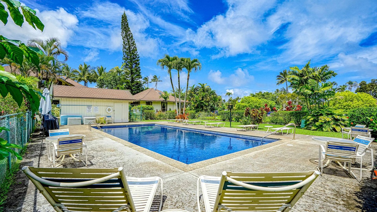 Princeville Apartment | 2nd floor studio with shared pool, fast WiFi, washer/dryer, and mountain view