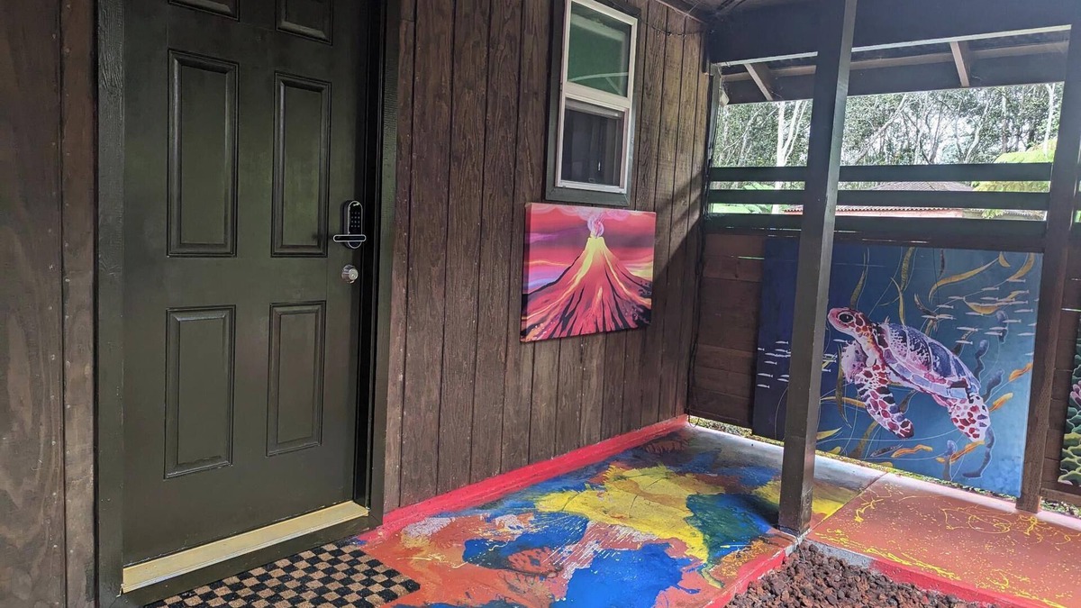 Volcano Villa | 3 Rooms with shared spa and wifi - Group Wing Right