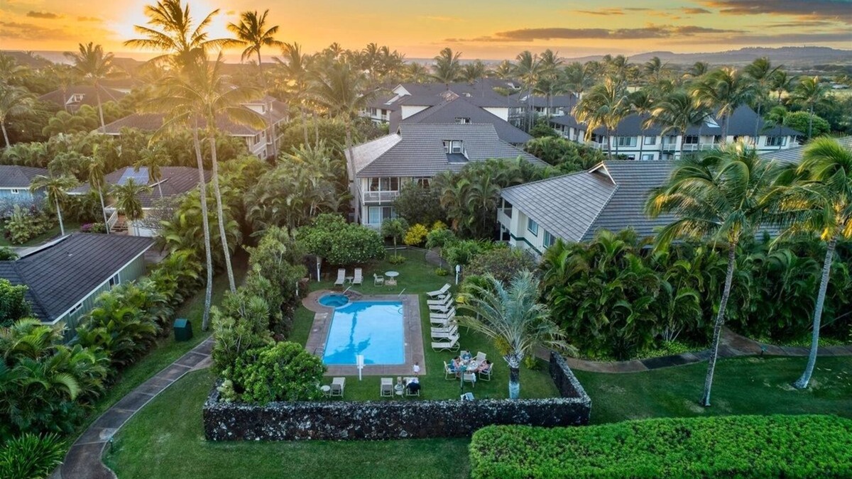 Poipu Condo | 3BR condo with A/C, pool & 10min walk to the beach!