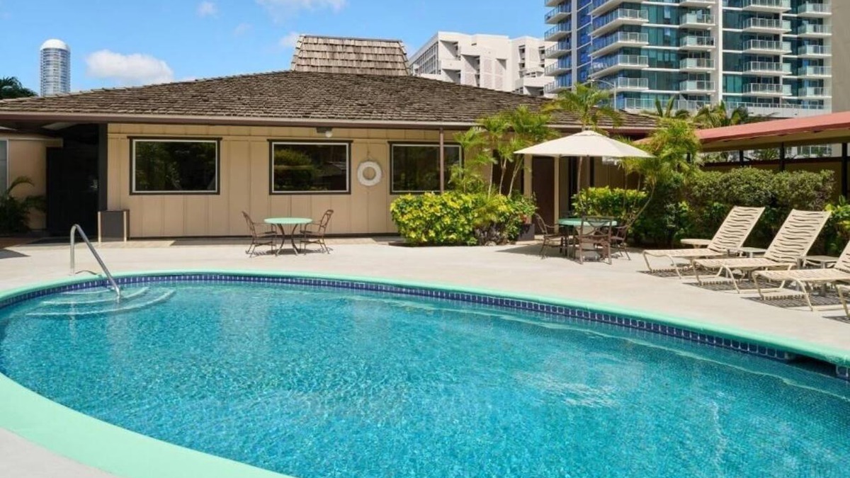Ala Moana Hotel | 4 Affordable Units, Garden Views, Swimming Pool Access, Minutes to Beaches