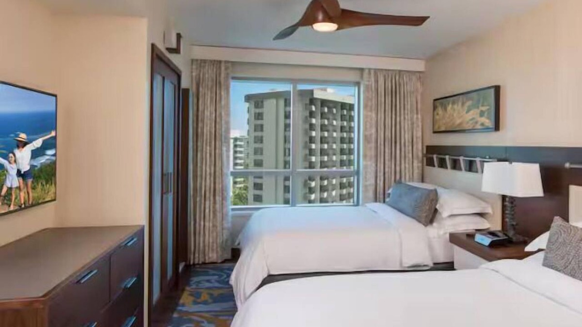 Waikiki Condo | 4 BDR/4 BA Grand Islander by Hilton Grand