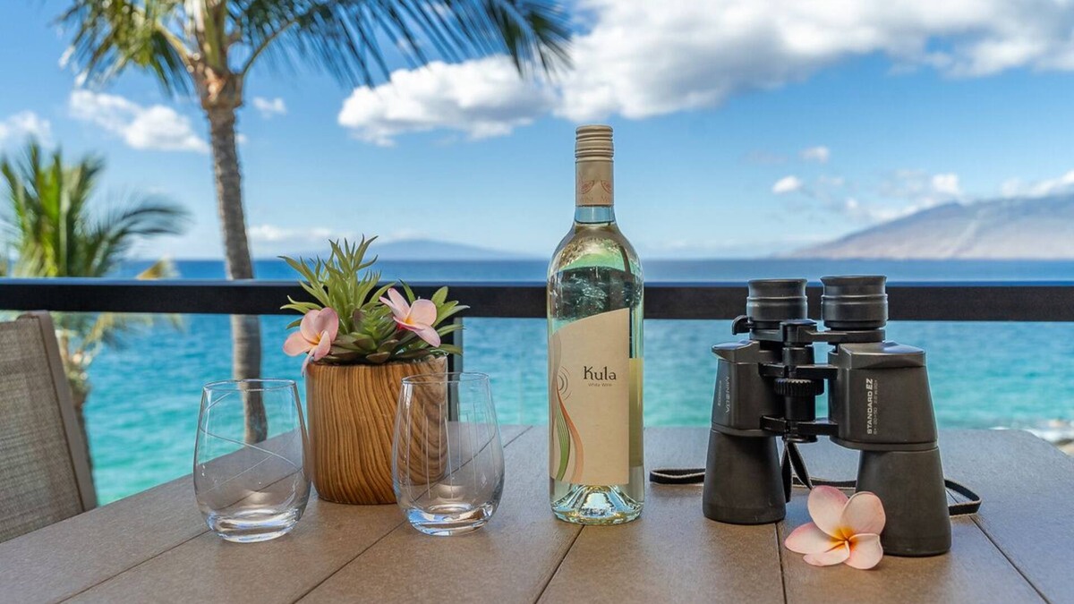 Kihei Condo | 401 - 2 Bedroom High End Breathtaking Ocean Views - 40 feet from the water!
