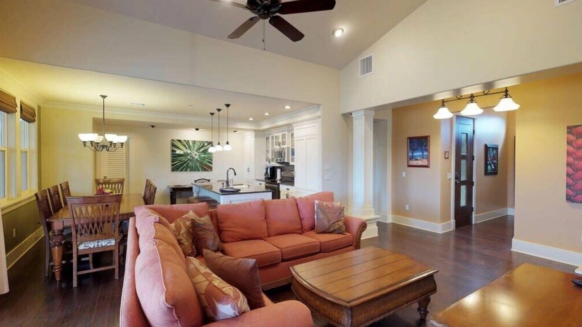 Poipu Villa | 4BR I Elegant Poolside Penthouse l Private Elevator