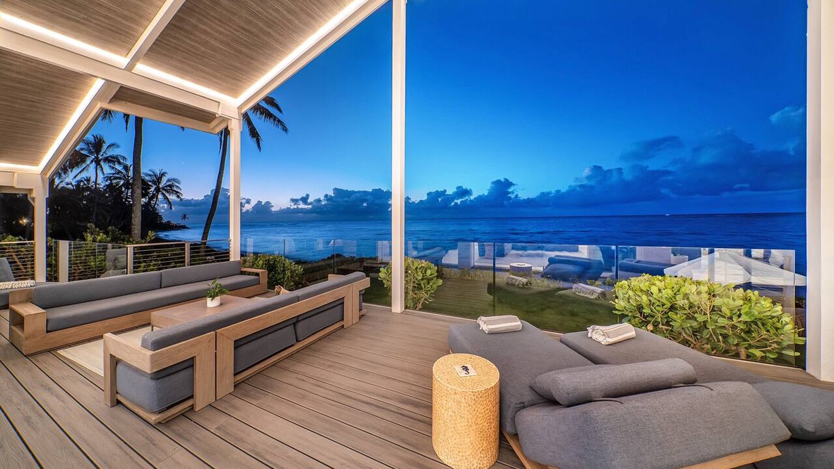 Waialua House | 5 Bedroom 6 Bath Luxury Home on The North Shore