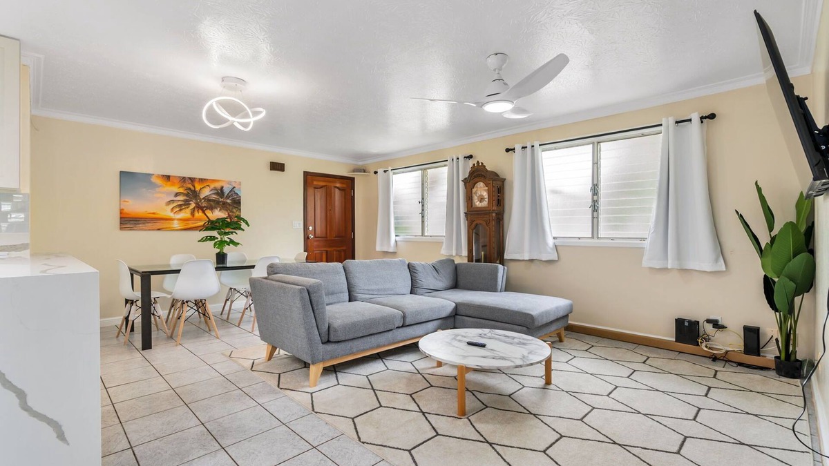 Ewa House | 5BR/3BA Ewa Beach Home - Sleeps 10, WiFi, A/C + Walk to Beach & Golf