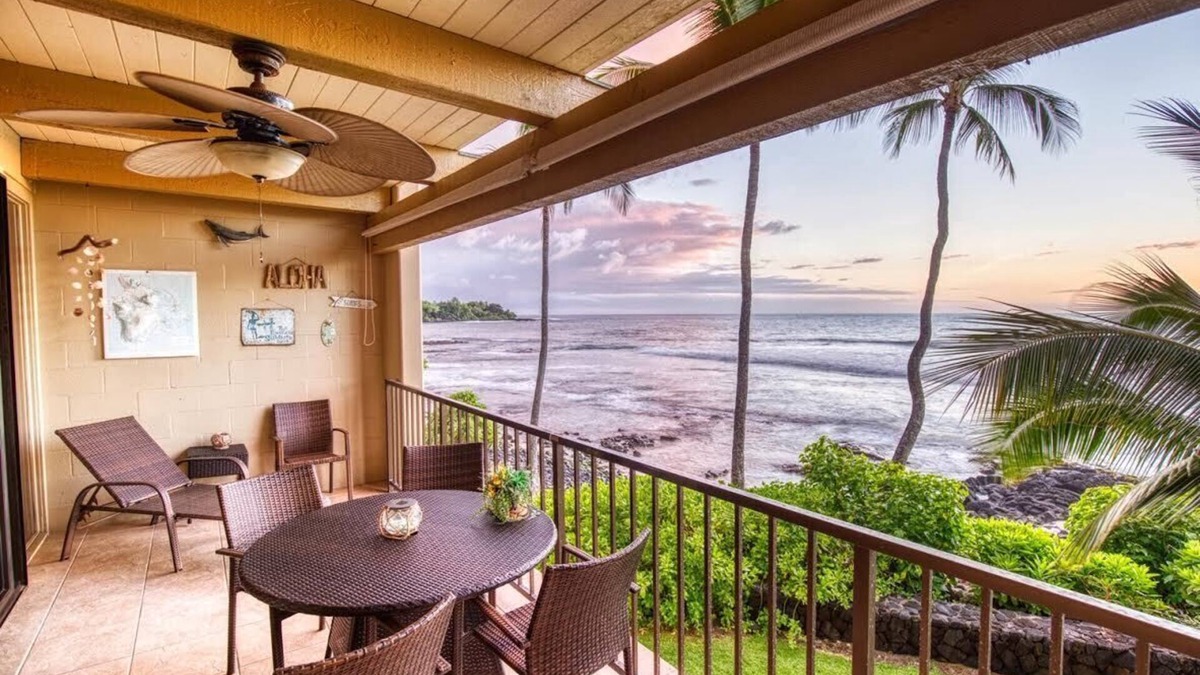Kailua-Kona Condo | Absolute OCEAN FRONT unit on famous Banyans Surfing Beach!