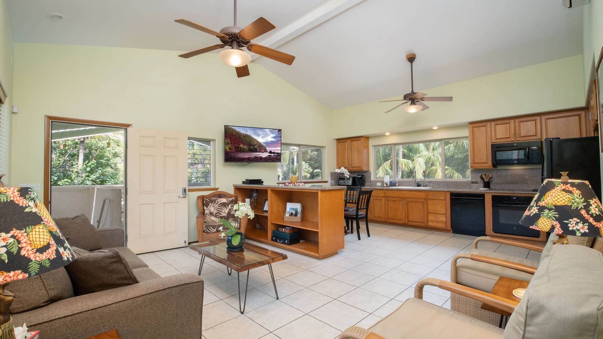 Kihei House | Aloha Aku Ohana2 Suite – Relaxing Garden Views Await