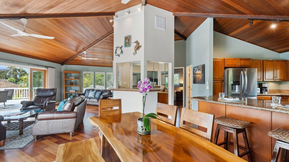 Princeville House | Aloha Hale - Gorgeous home with pool, hot tub, AC