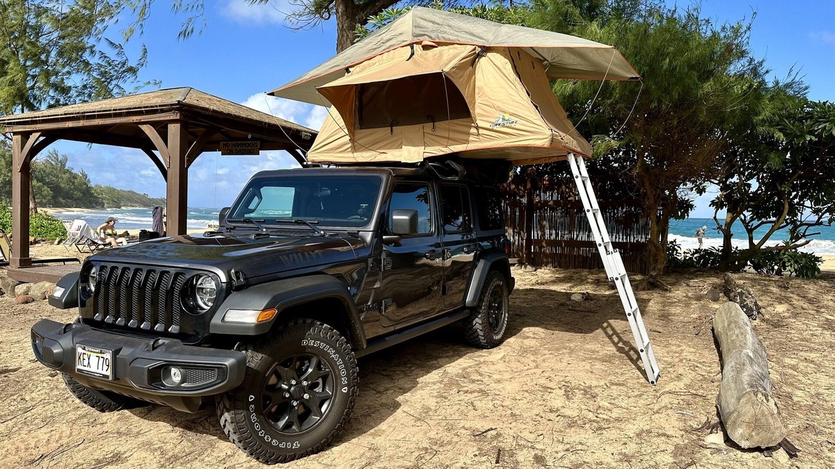 Anahola House | Amazing Chocolate * 2022 Jeep Willy-Wonka