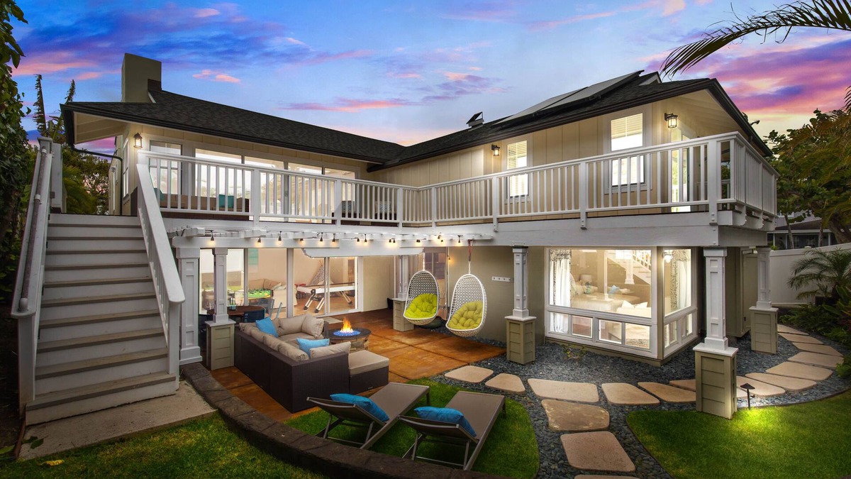 Kailua House | ★ Amazing ★ Kailua Bliss Beach House ★ Pool! Game Room! 1 House from the Beach
