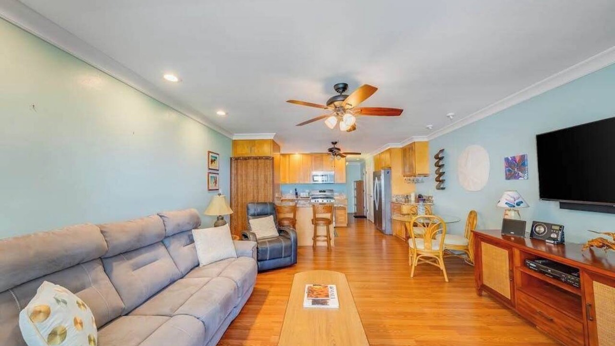 Ualapue Apartment | August Special! Unwind in an Ocean-View Condo with Private Balcony & Shared Pool