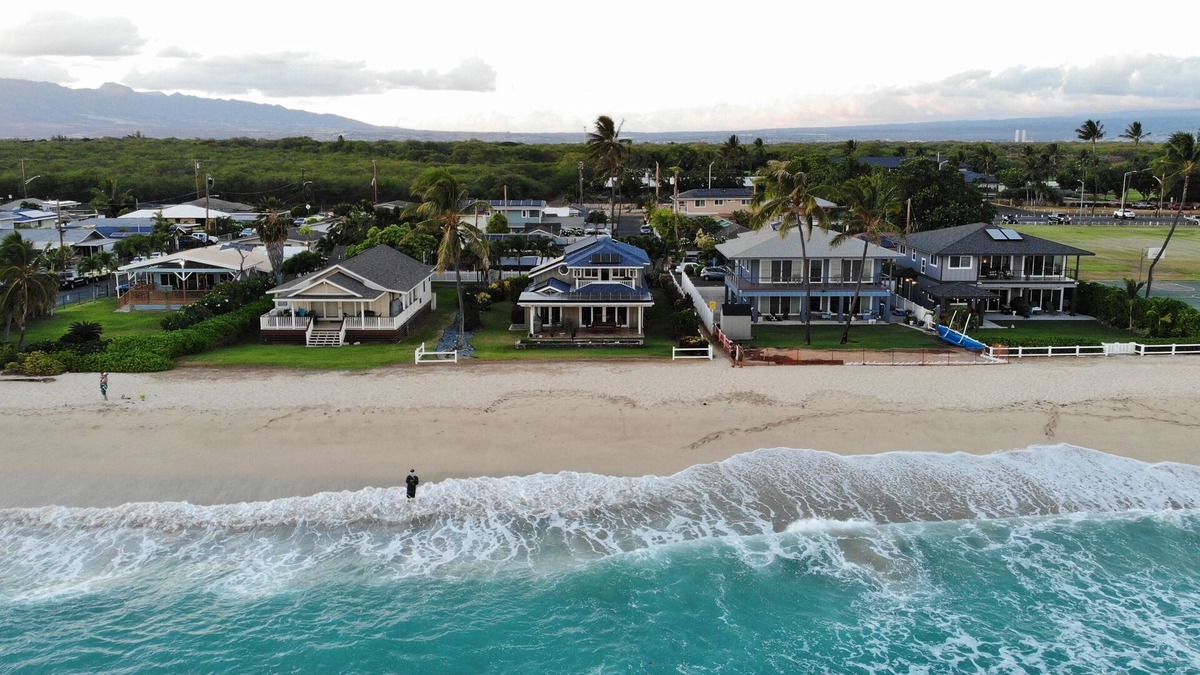 Ewa House | Awesome Beach House. Located On The Beach! The Sand is our Back Yard!