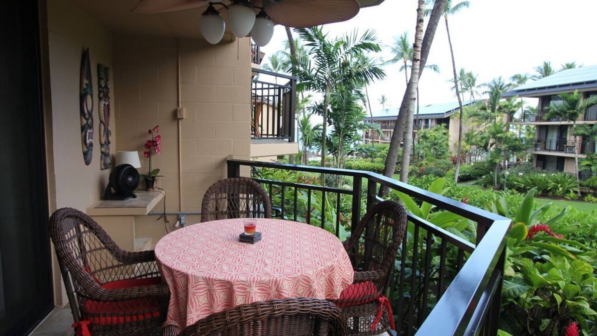 Kailua-Kona Condo | Awesome Ocean Views From Ground Floor, A/C, Recent Remodel, WI-FI