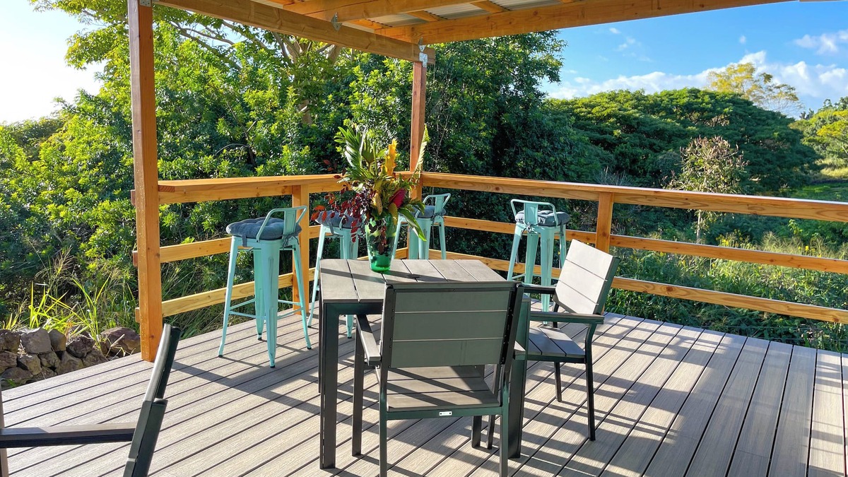 Kealakekua Apartment | Bamboo Canopy with Shared Bath and Common House