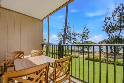 Kapaa House | Barefoot Beach Escape Pono Kai Resort D207