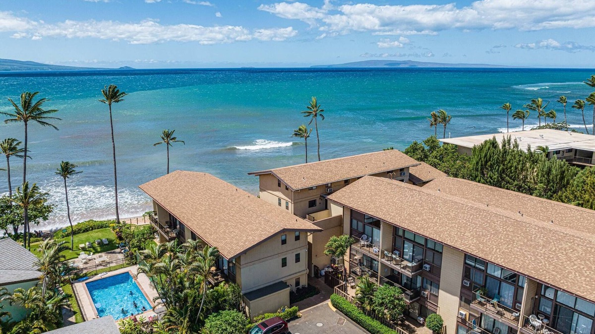 Maalaea Condo | Beachfront Complex on Sugar Beach