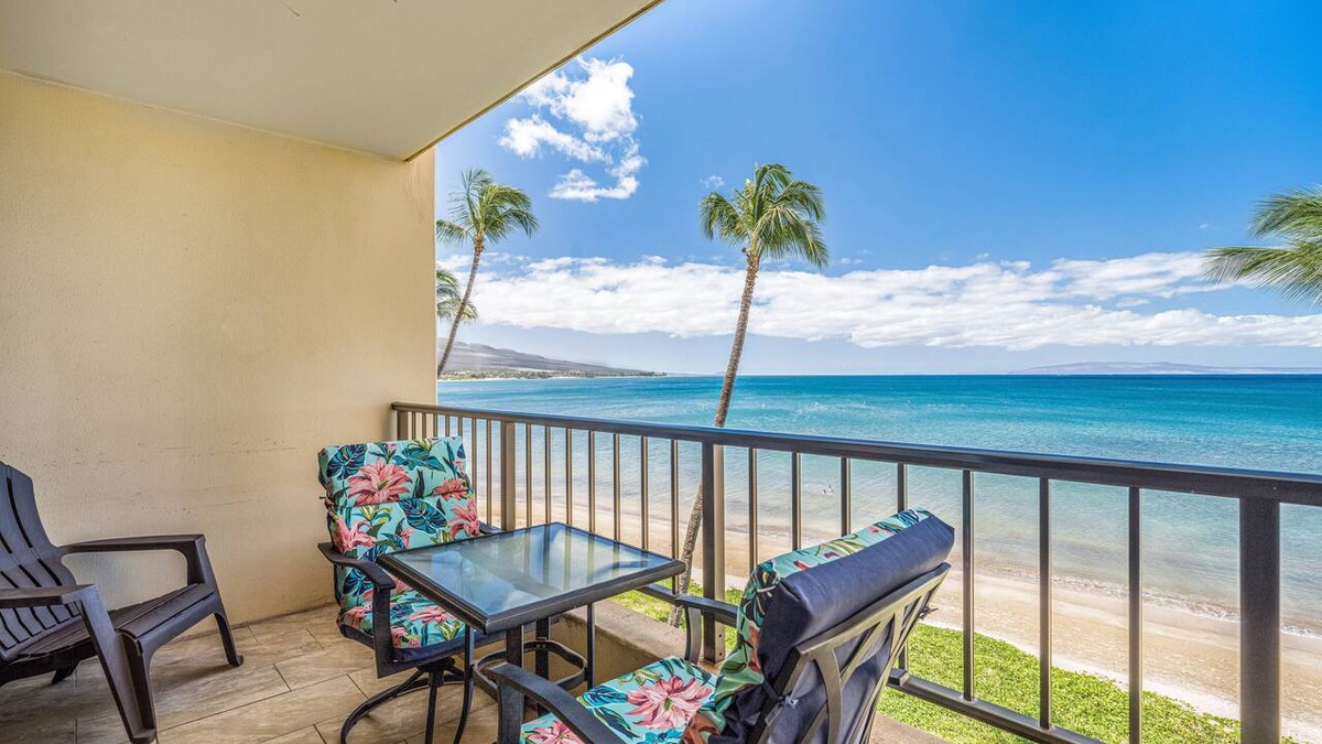 Kihei Condo | Beachfront Escape With Dazzling Ocean Views! - Sugar Beach Condo #418
