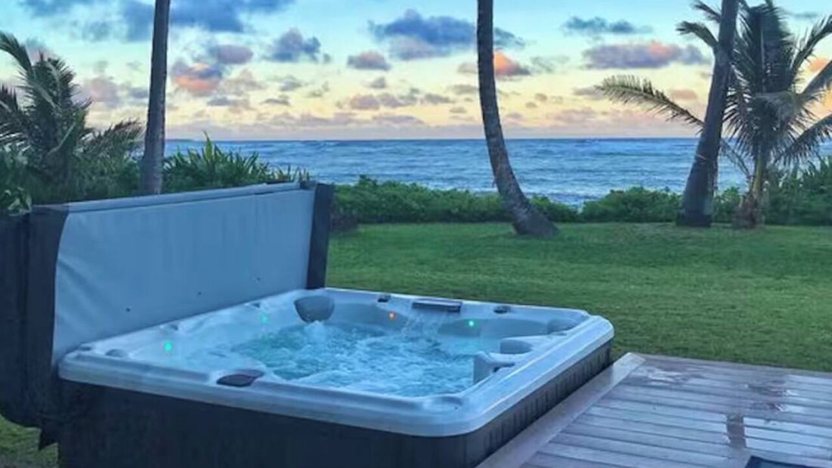 Hauula House | Beachfront Luxe Home on North Shore – Sleeps 18, AC, Hot Tub, Fire Pit & More!