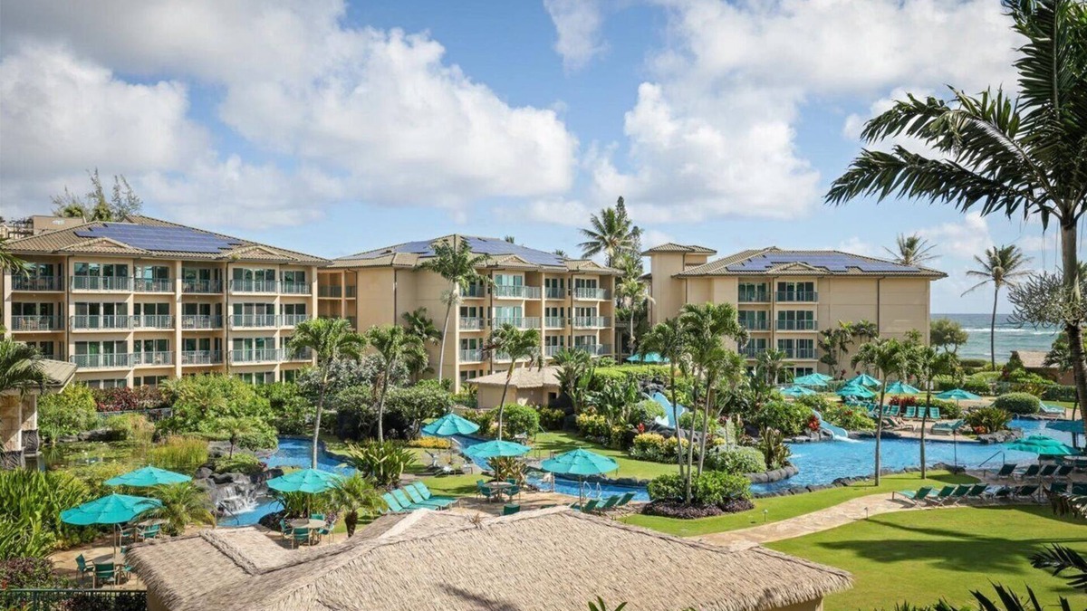 Wailua Apartment | Beachfront Resort Studio and Waipouli Beach Resort