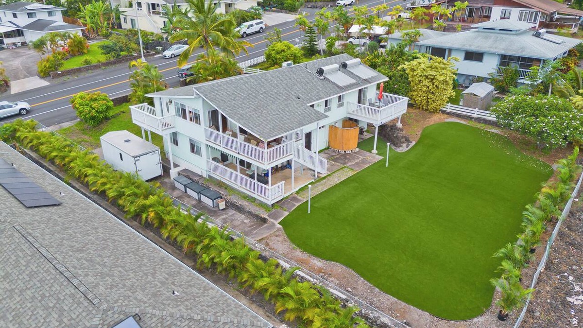 Kona Palisades House | Beautiful 6-bedroom house with panolamic sea view in charming Kailua-Kona.