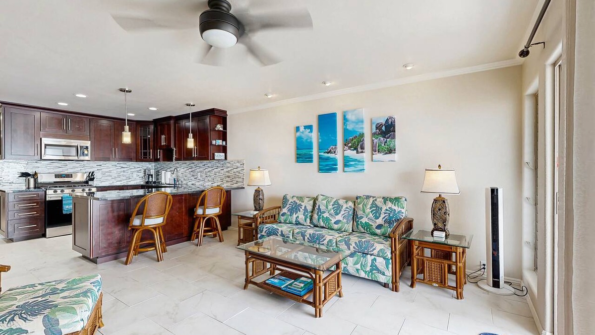Ualapue Condo | Beautiful, Third-Floor, Oceanfront Condo w/Water Views, Shared Pool, Free WiFi