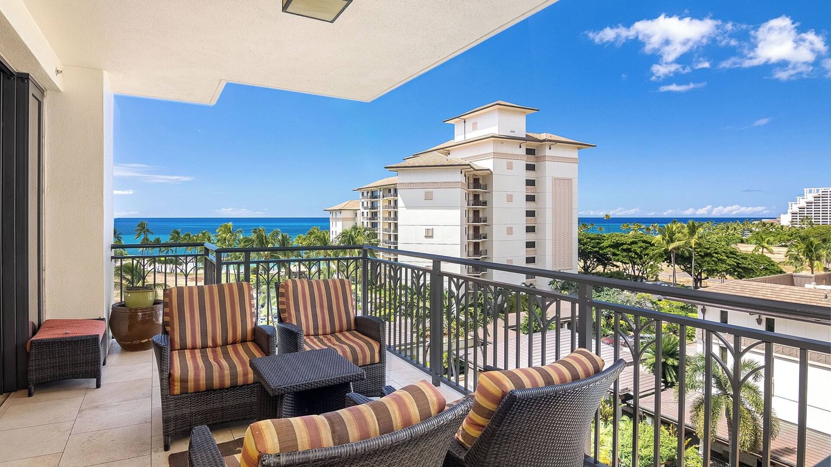 Ko Olina Resort | Book Ahead & Save! Beautiful KoOlina Beach End Unit Amazing Lanai Ocean Views