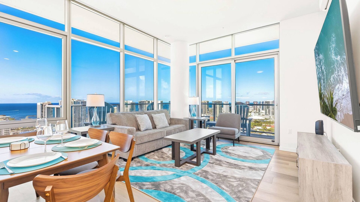 Ala Moana Condo | Breathtaking Ocean View Penthouse in the Heart of Honolulu
