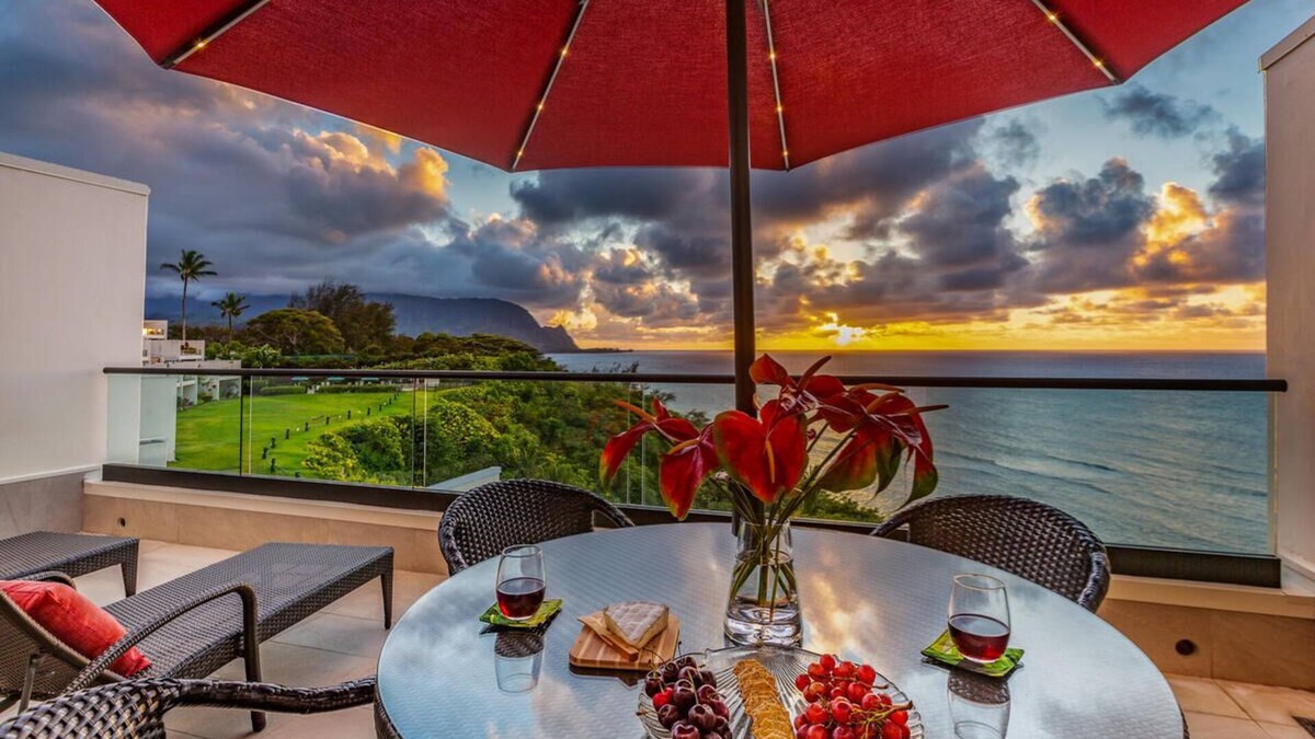 Princeville Condo | Breathtaking Oceanfront Sunset-Bali Hai Views, A/C + Hideaways Beach Surf Below