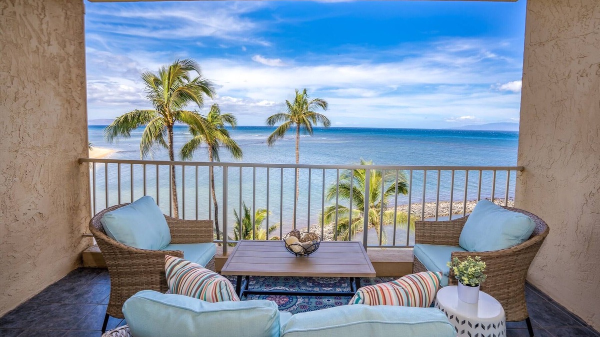 Kihei Condo | Breathtaking penthouse ocean view in South Kihei