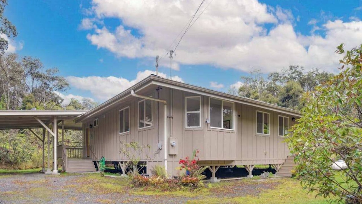Volcano House | Bright Volcano Home with Fireplace & Open Kitchen