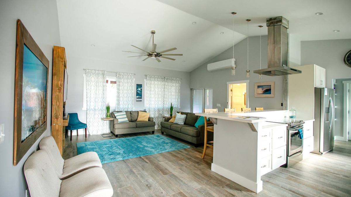 Laie House | Business/Family Retreat, 3 bdrm With A/C, Hukilau Beach, A/C, 30 Day