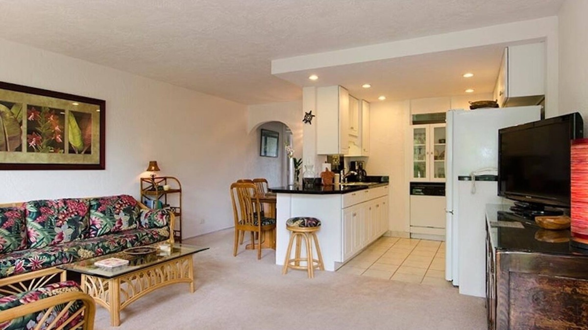 Poipu Condo | Charming 1-bedroom condo with beautiful ocean and sunrise views