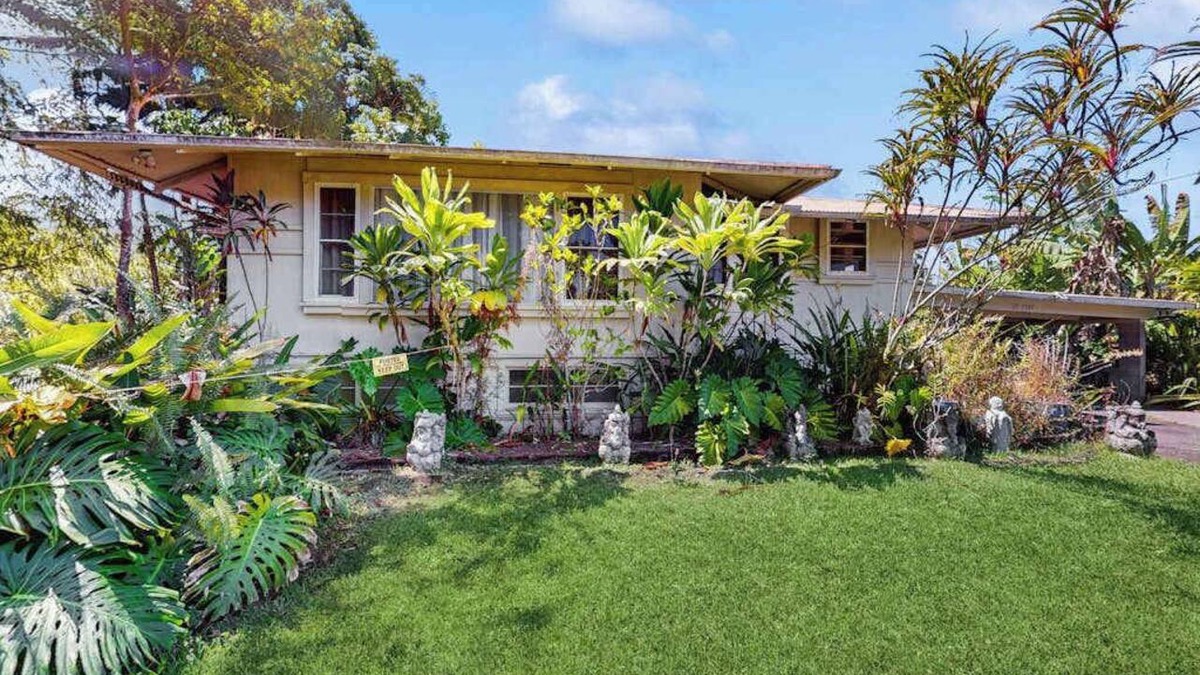 Papaikou House | Classic Country Home Near Hilo with Room to Roam