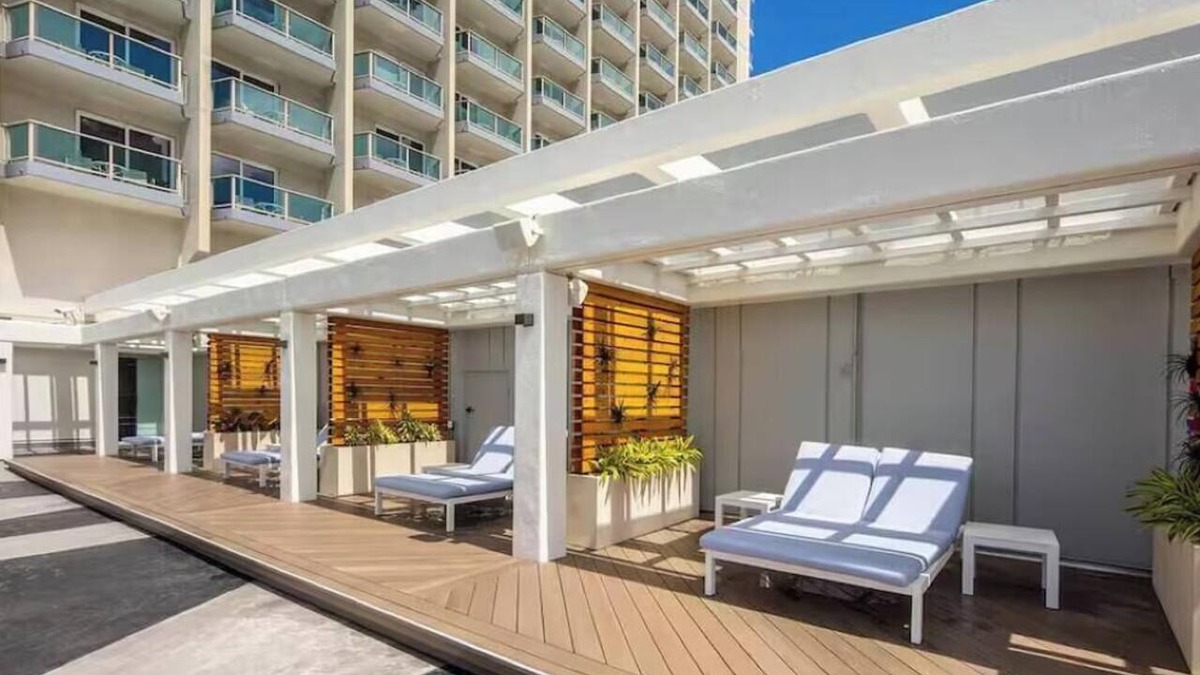 Ala Moana Apartment | Cozy 1-bedroom apartment in peaceful Honolulu with AC and gym