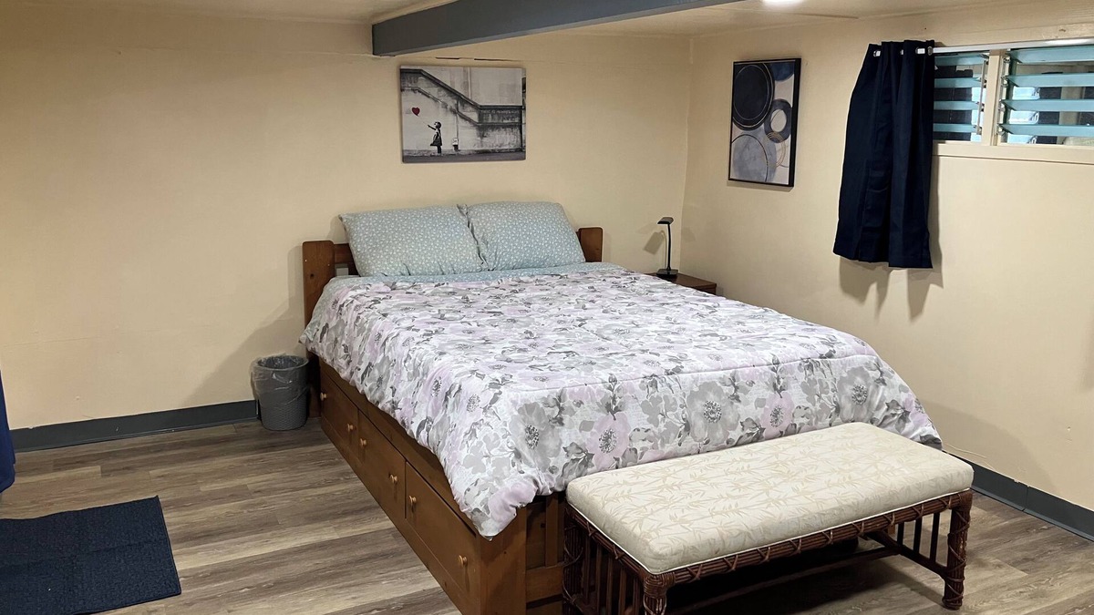 Hilo Apartment | Cozy 1-bedroom apartment in lovely downtown Hilo, pet friendly