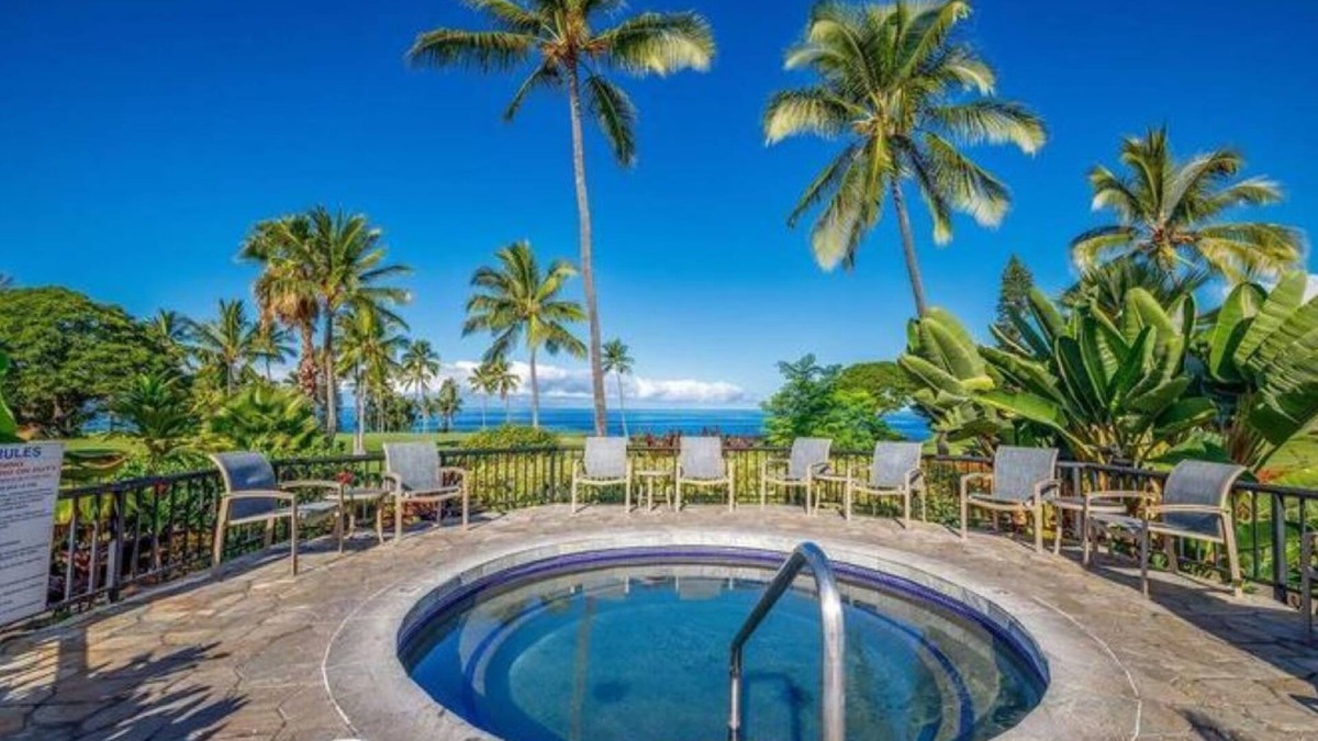 Kahaluu-Keauhou Condo | Cozy 1-bedroom condo in tranquil Kailua-Kona with AC