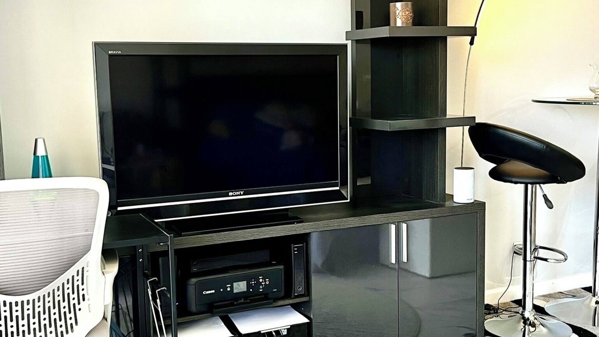 Waikiki Apartment | Cozy all newly renovated,finished in Waikiki Honolulu with WiFi, AC , lots more