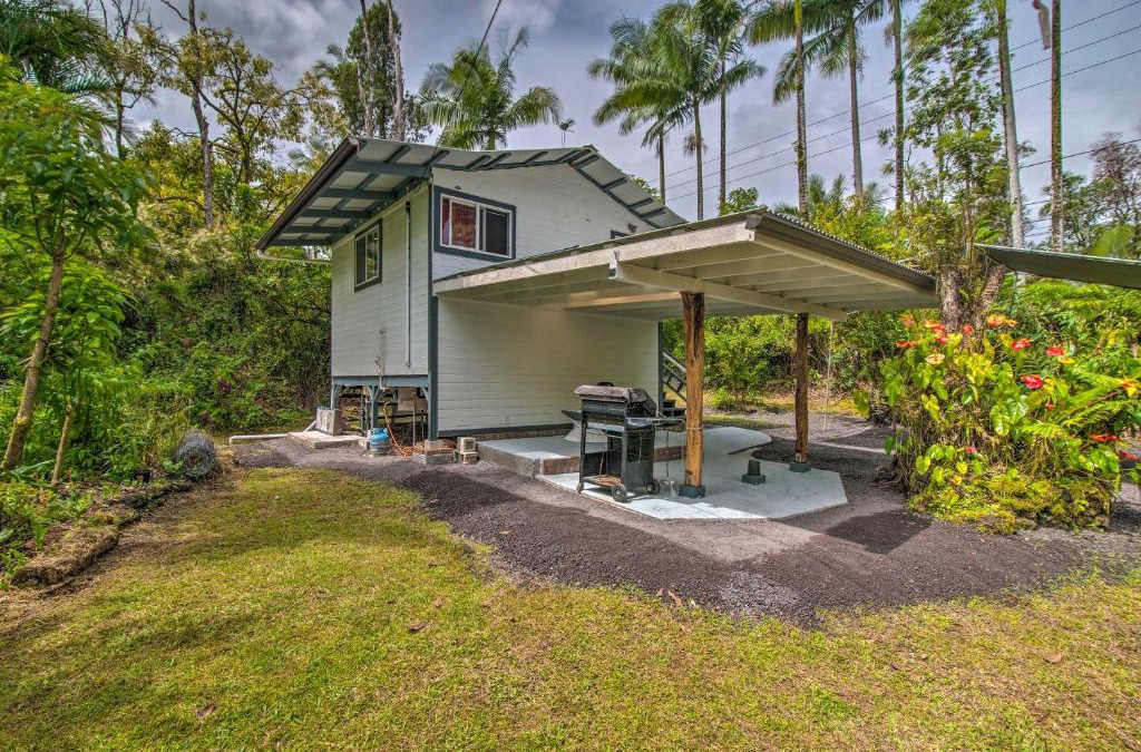 Leilani Estates Apartment | Cozy Pahoa Hideaway Near Black-Sand Beaches!