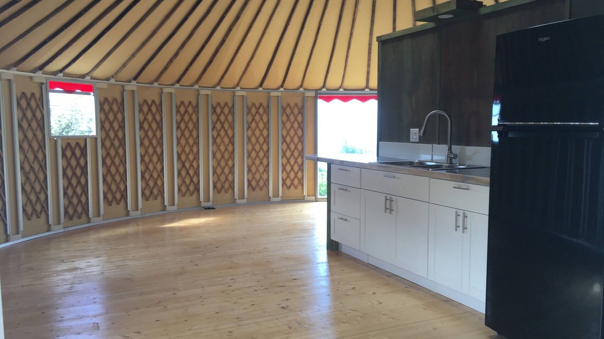 Honalo Cottage | Cozy Yurt retreat on a Coffee Farm in Holualoa. 8 mn from the Beach & shopping