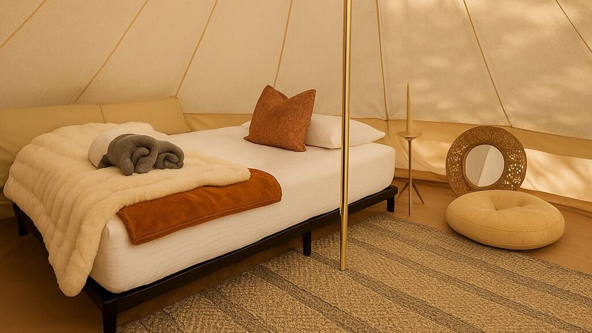 Waialee House | Cute Off Grid Bell Tent with WIFI - 5 min from Haleiwa!