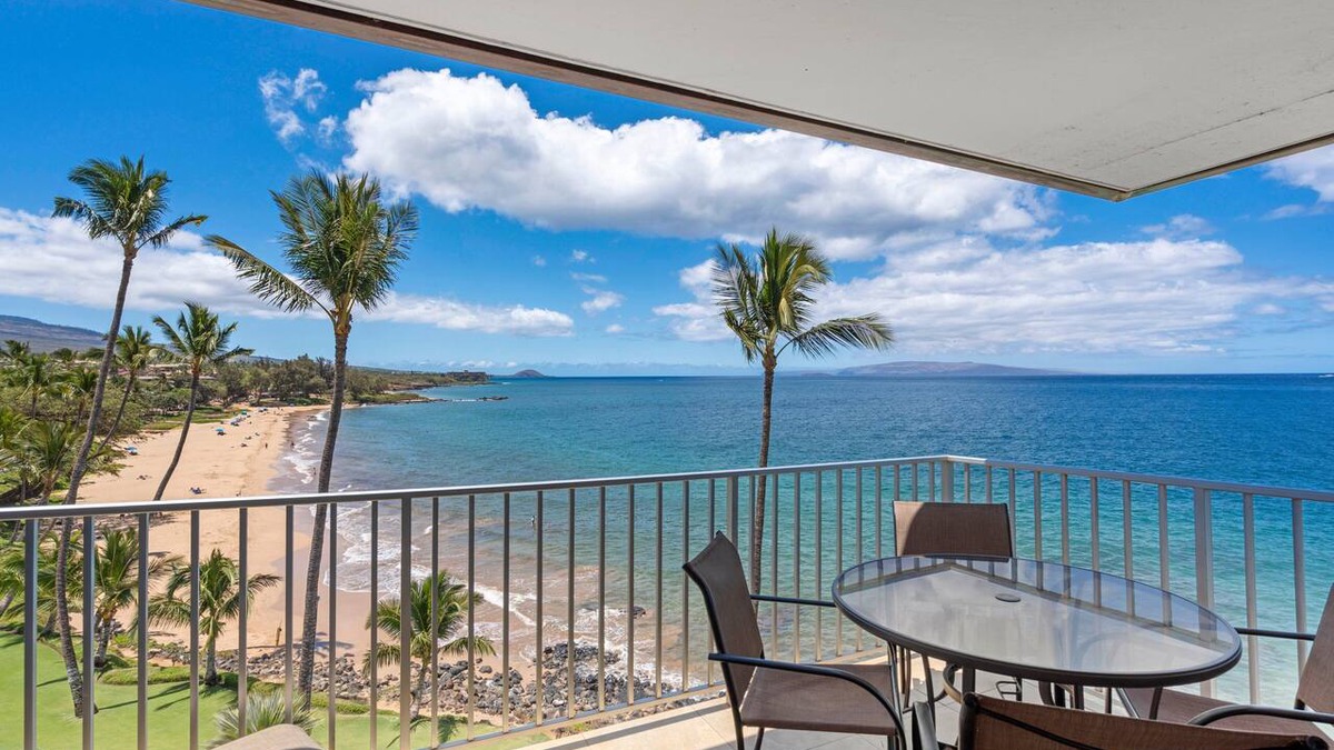 Kihei Condo | Dazzling Oceanfront Views: Kamaole Nalu 606 - Absolutely Dreamy End condo!